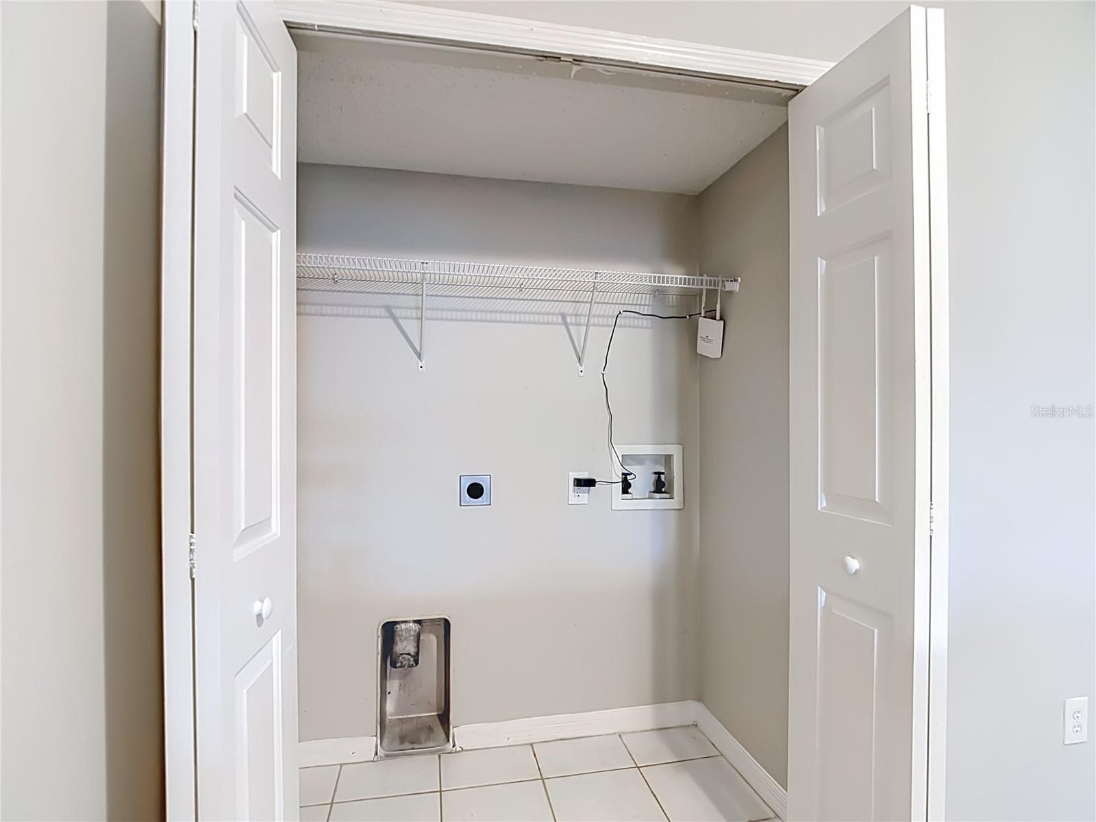 laudry closet - 2245 FLUORSHIRE DR, BRANDON