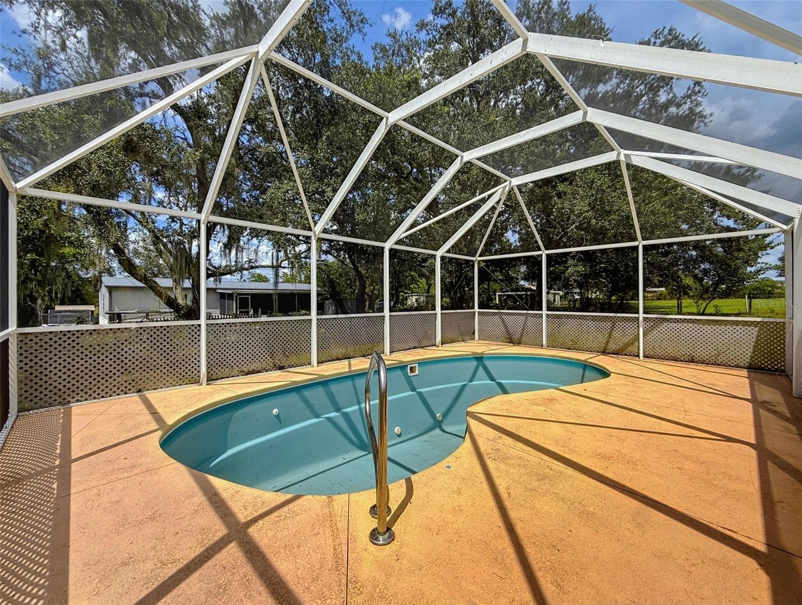 Manufactured Home at 11106 FERNWAY LN, DADE CITY, photo 14 of 43