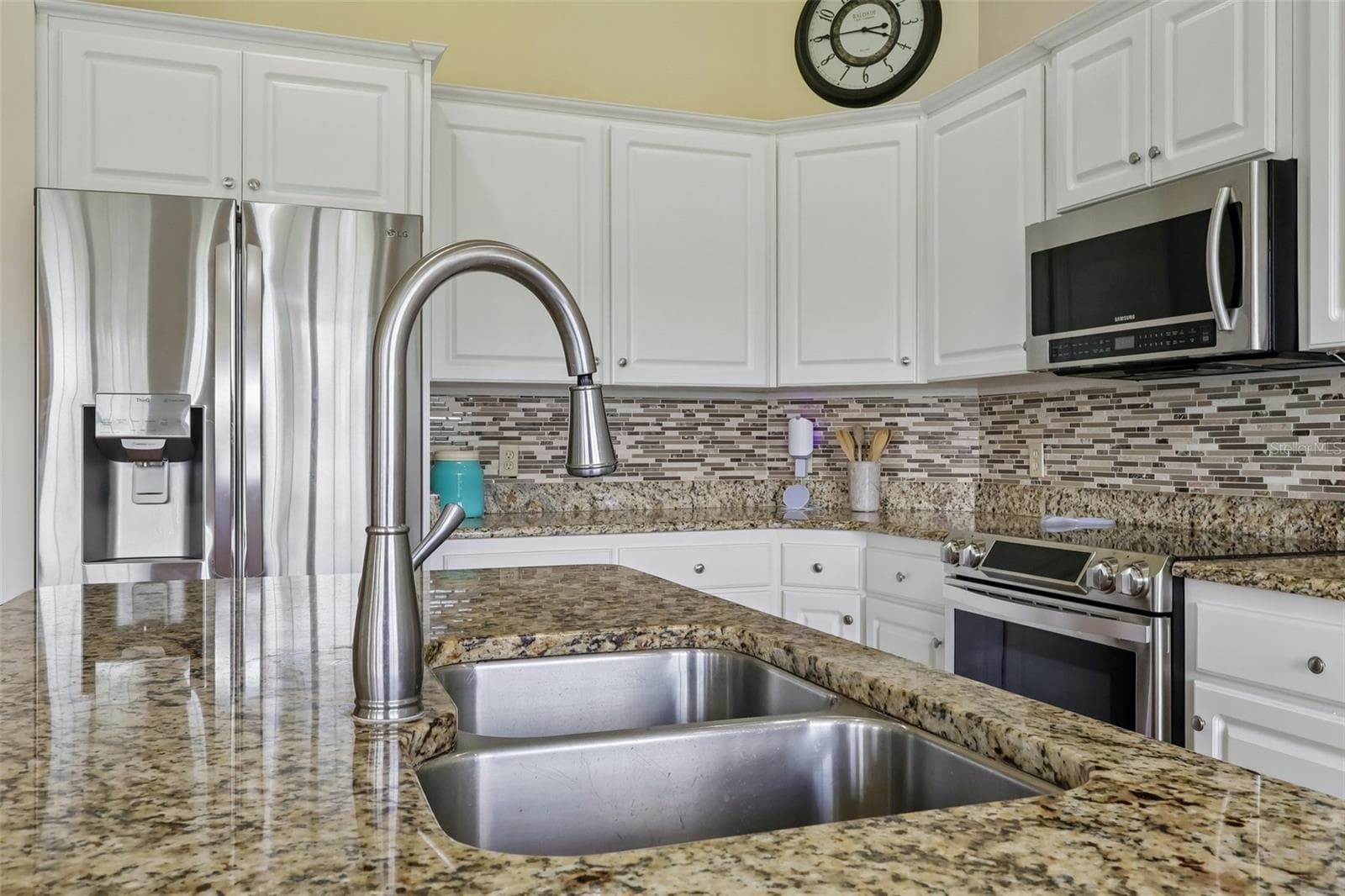 Single Family Residence at 3050 SHOAL CREEK VILLAGE DR, LAKELAND, photo 23 of 59
