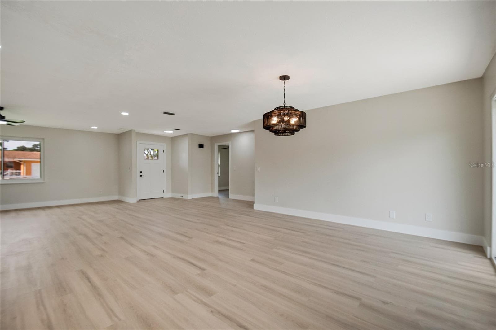 Single Family Residence at 8624 BAYLOR CIR, ORLANDO, photo 16 of 46