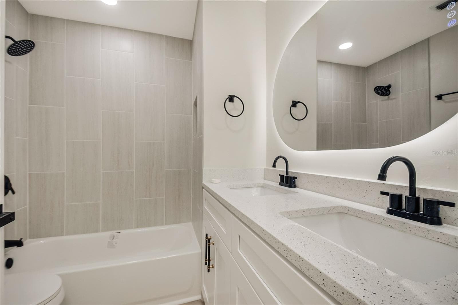 Single Family Residence at 8624 BAYLOR CIR, ORLANDO, photo 35 of 46