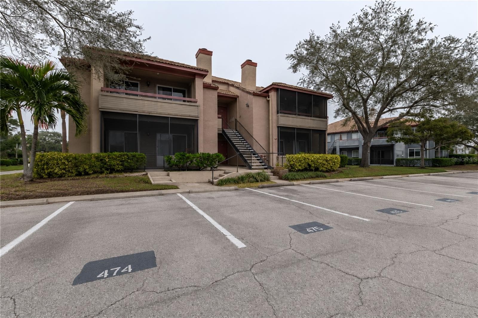 10265 GANDY BLVD N #906
