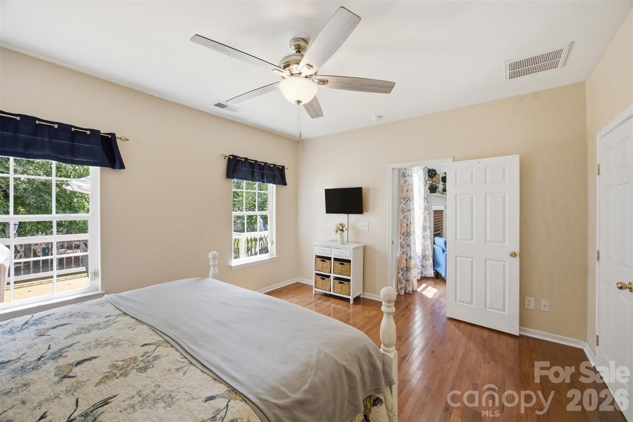 Single Family Residence at 221 Nixon Road, Belmont, photo 15 of 48