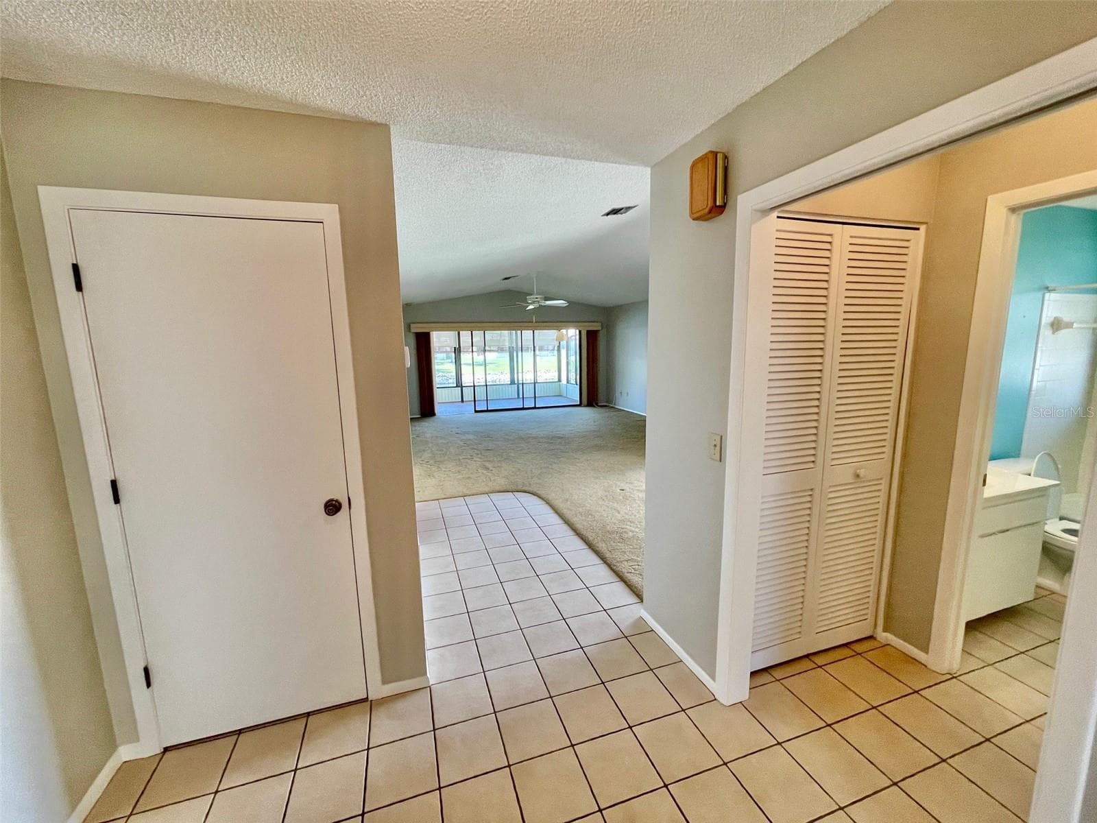 Foyer - 137 DRIFTING SANDS DR, VENICE