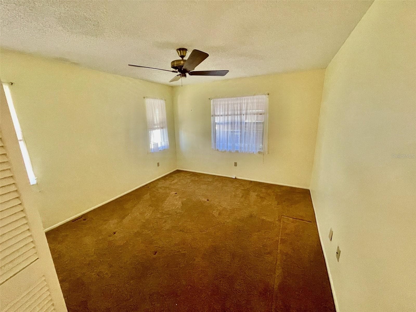 Guest Bedroom - 137 DRIFTING SANDS DR, VENICE