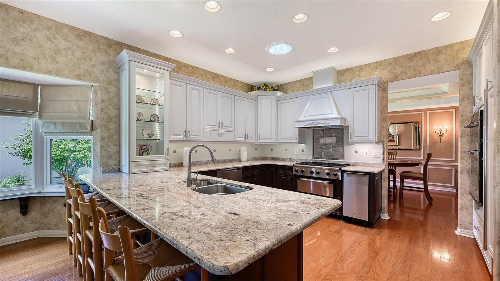 Single Family Residence at 5476 GOLF POINTE DR, SARASOTA, photo 22 of 74