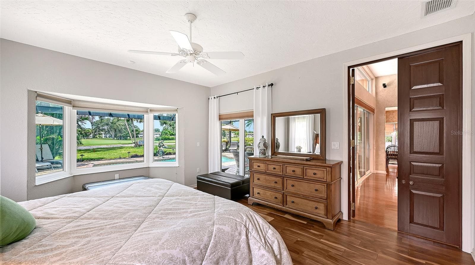 Single Family Residence at 5476 GOLF POINTE DR, SARASOTA, photo 37 of 74