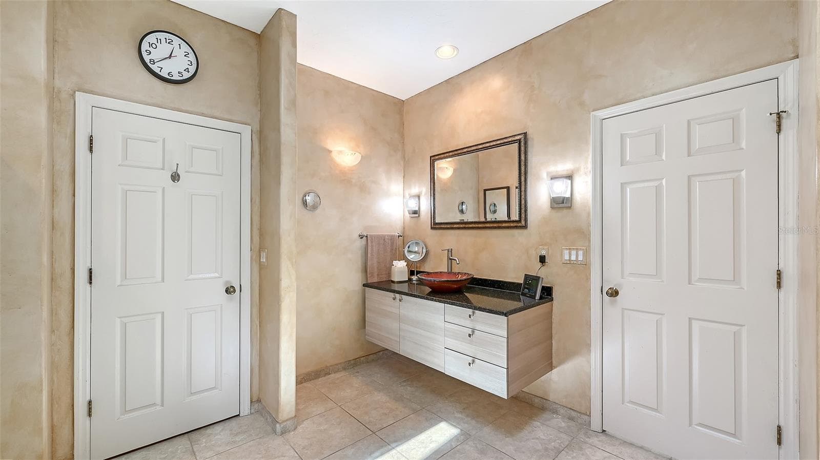 Single Family Residence at 5476 GOLF POINTE DR, SARASOTA, photo 43 of 74