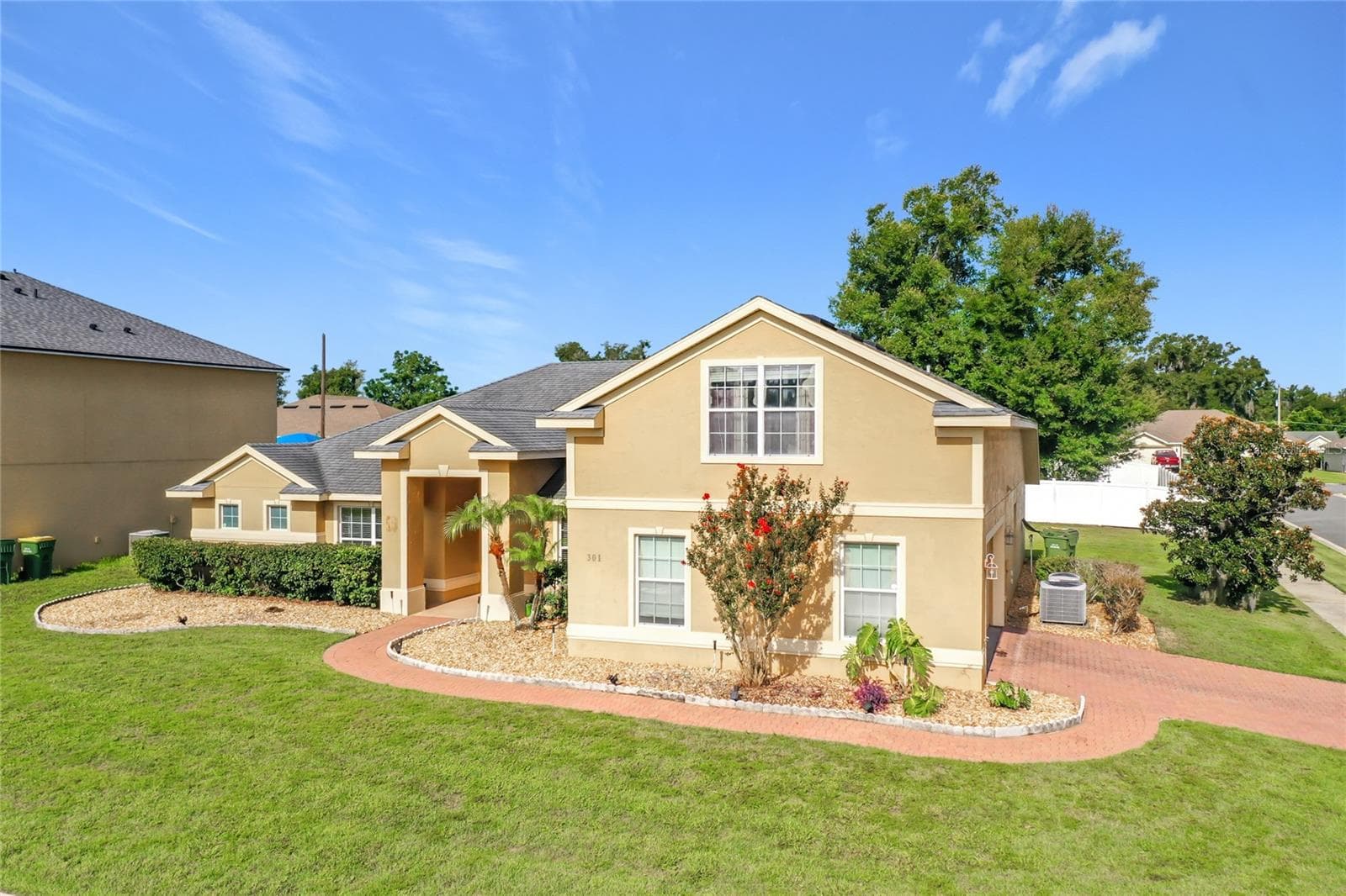 Single Family Residence at 301 ASHTON WOODS LN, LEESBURG, photo 2 of 52