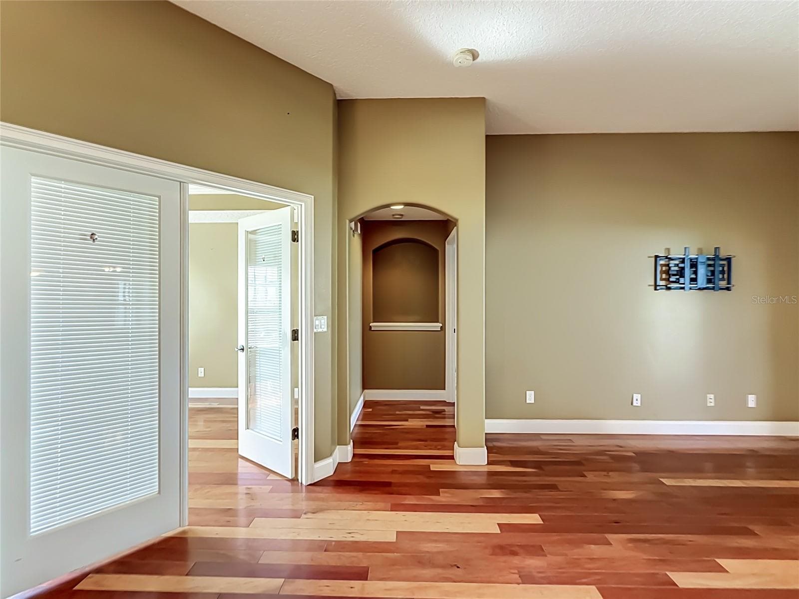Single Family Residence at 301 ASHTON WOODS LN, LEESBURG, photo 18 of 52
