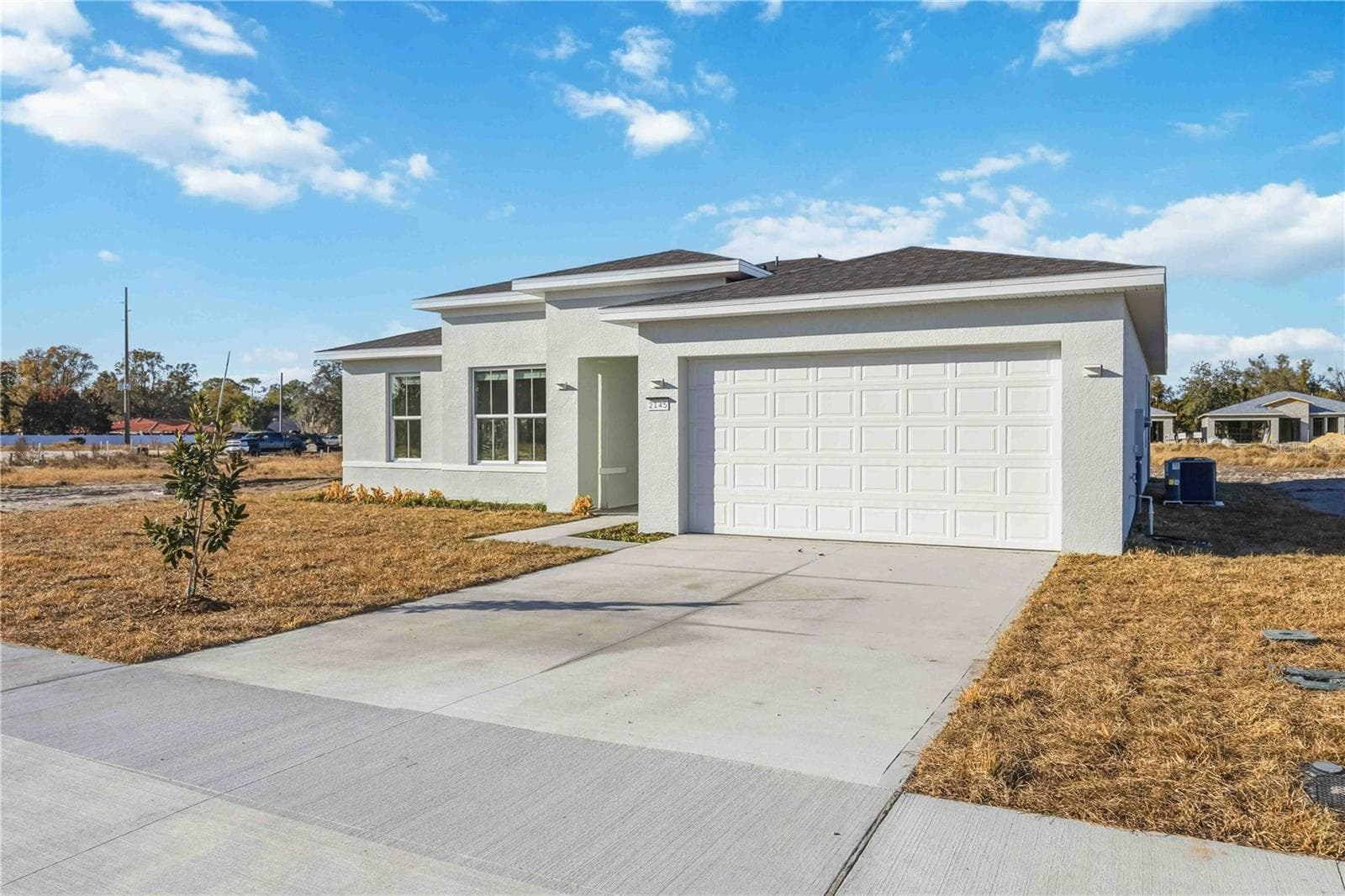 Single Family Residence at 2145 RIVER HAWK LOOP, WINTER HAVEN, photo 2 of 31