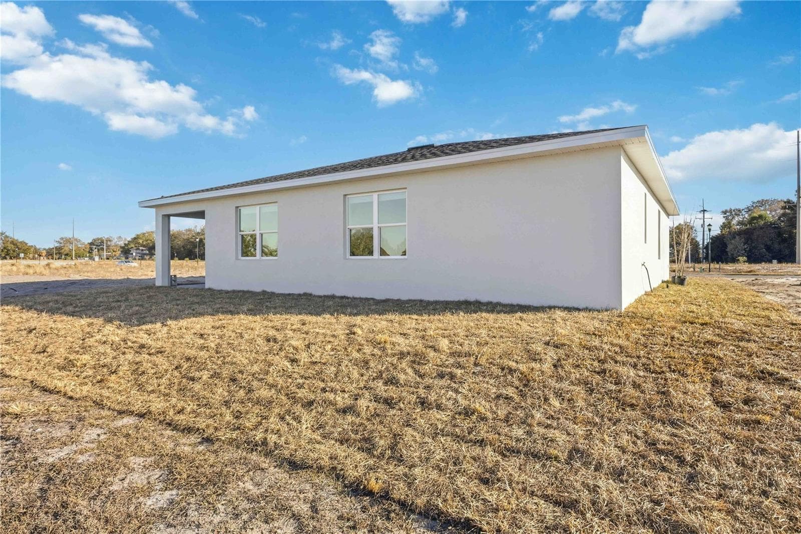 Single Family Residence at 2145 RIVER HAWK LOOP, WINTER HAVEN, photo 5 of 31