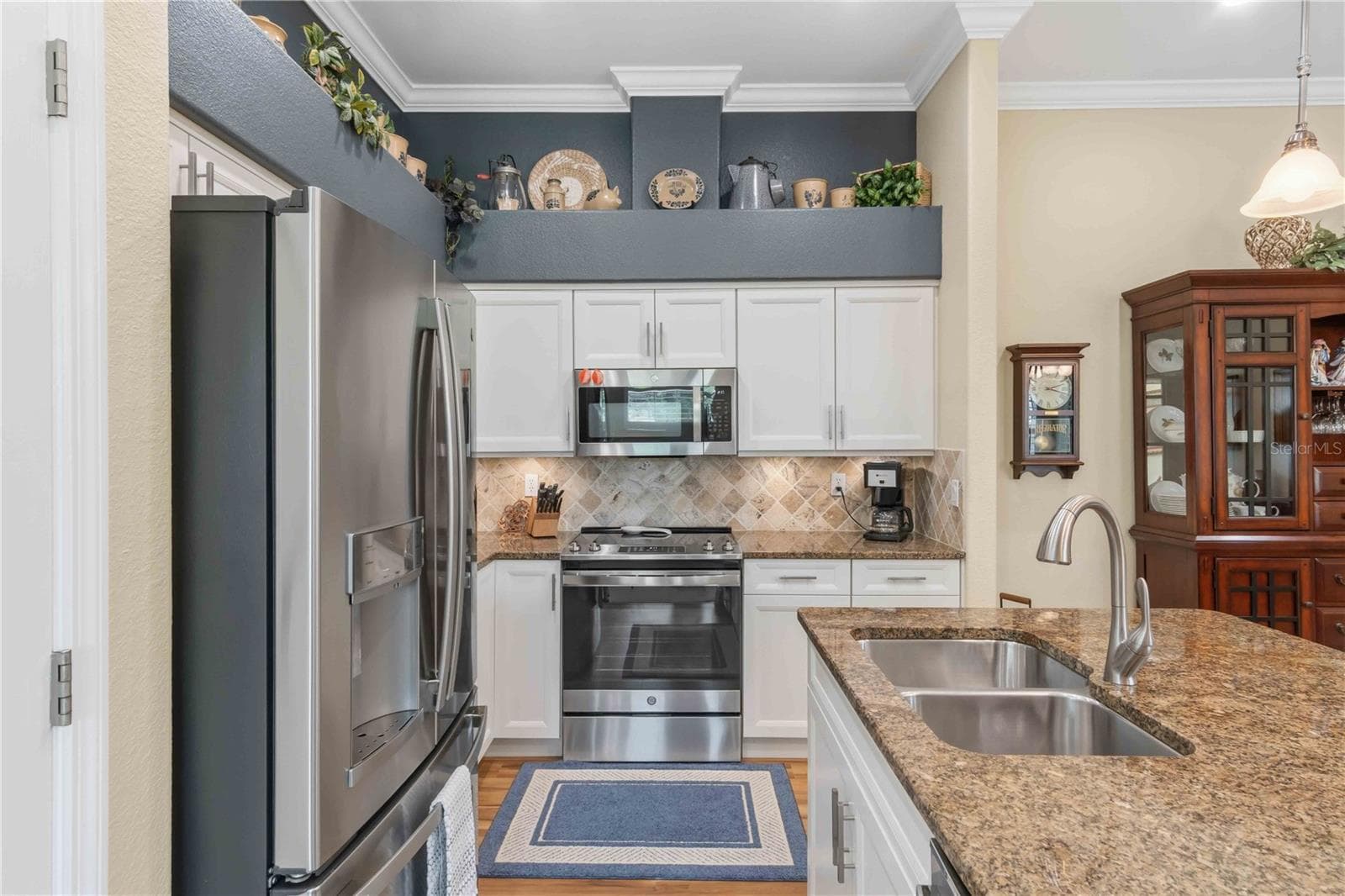 Villa at 1001 TOPELIS DR, ENGLEWOOD, photo 15 of 60