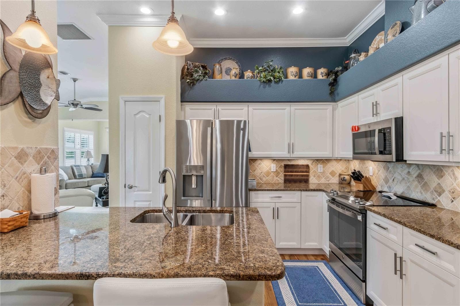 Villa at 1001 TOPELIS DR, ENGLEWOOD, photo 17 of 60