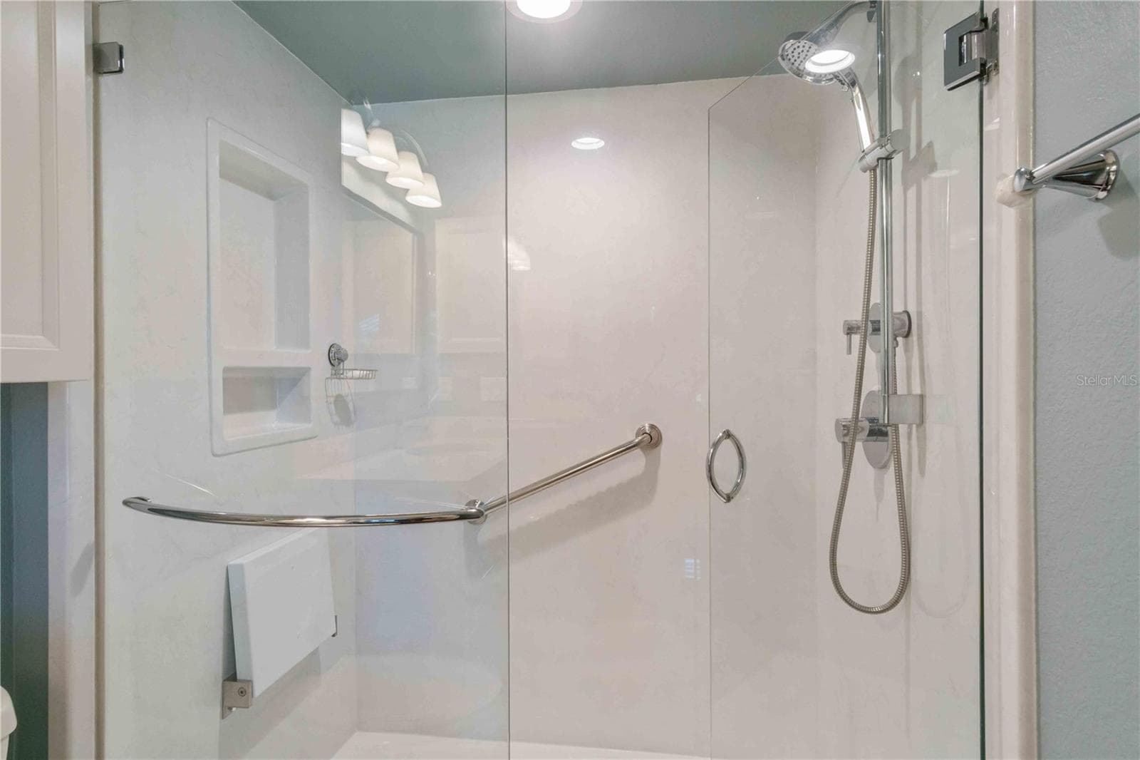 Villa at 1001 TOPELIS DR, ENGLEWOOD, photo 39 of 60