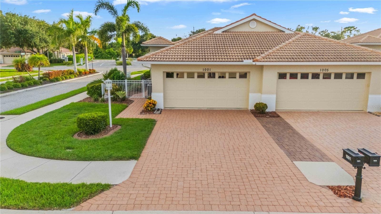 Villa at 1001 TOPELIS DR, ENGLEWOOD, photo 58 of 60