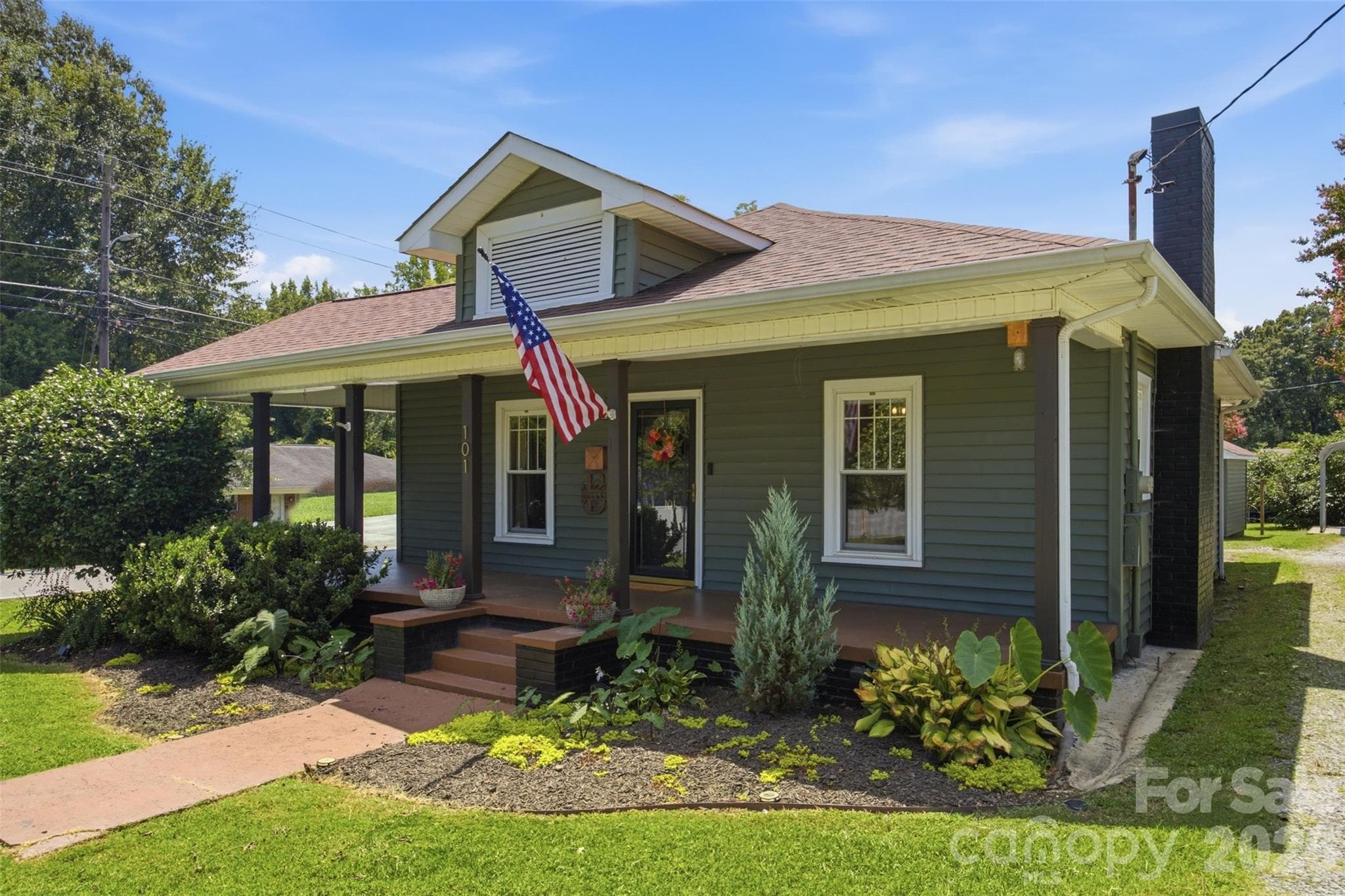 Single Family Residence at 101 Sunset Drive, Stanley, photo 2 of 30