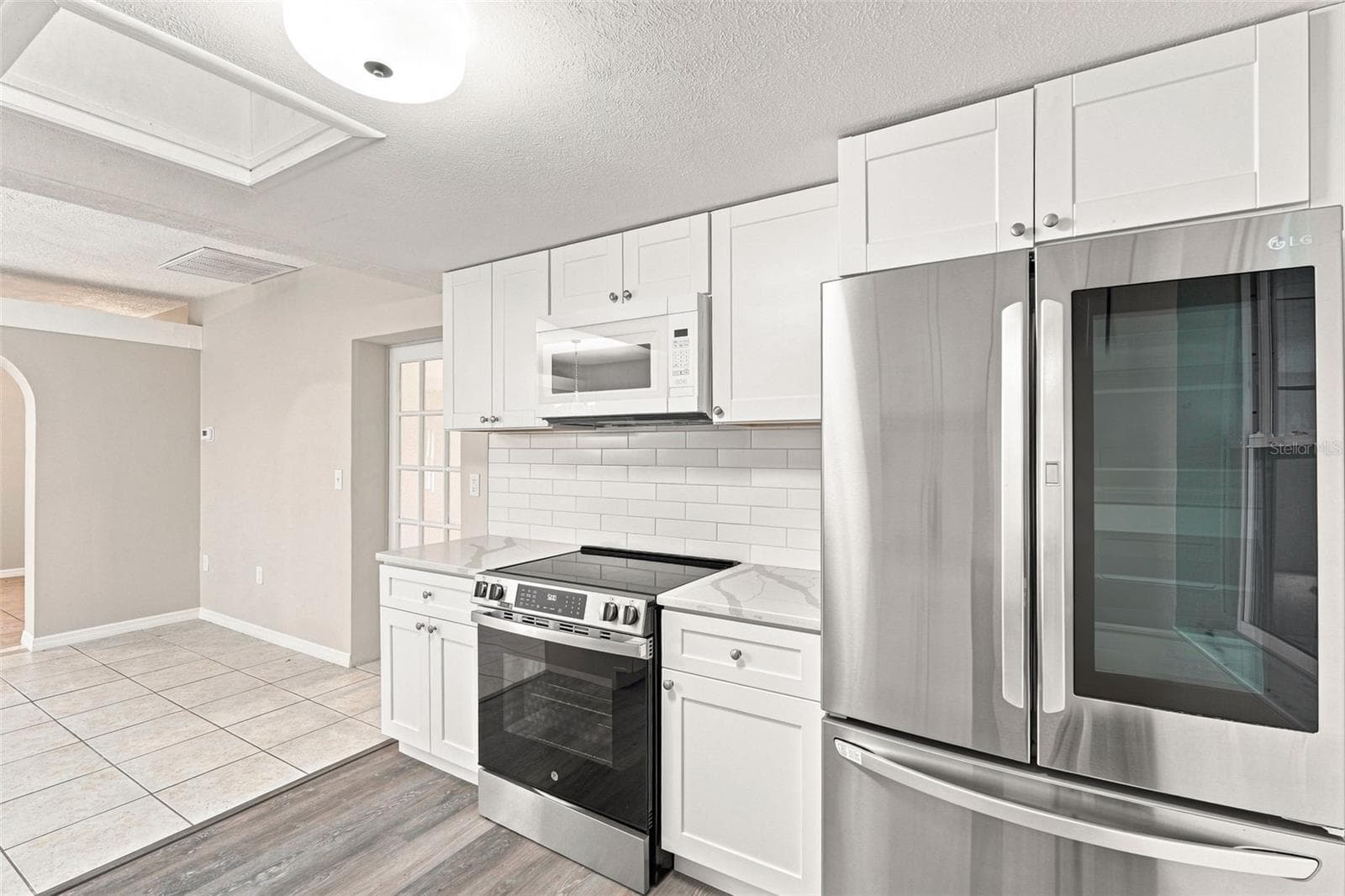 Kitchen is Filled With Natural Light - 1005 ALSTON LN, ENGLEWOOD