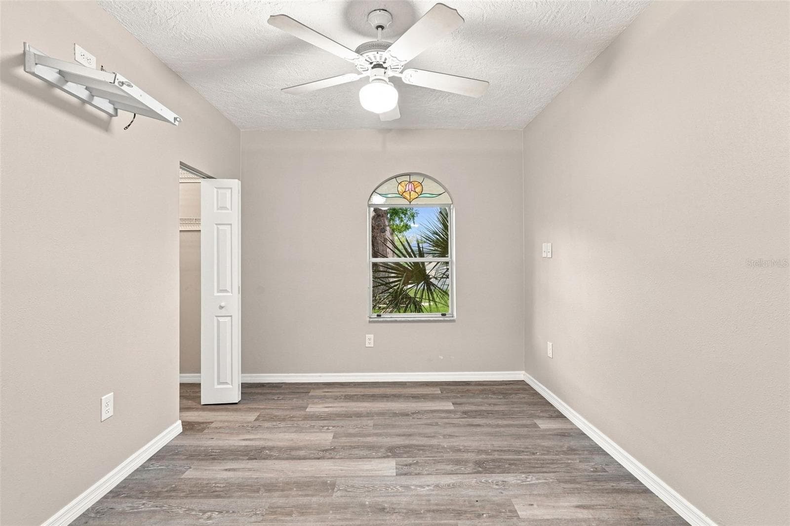 Primary Suite with Walk-In Closet - 1005 ALSTON LN, ENGLEWOOD