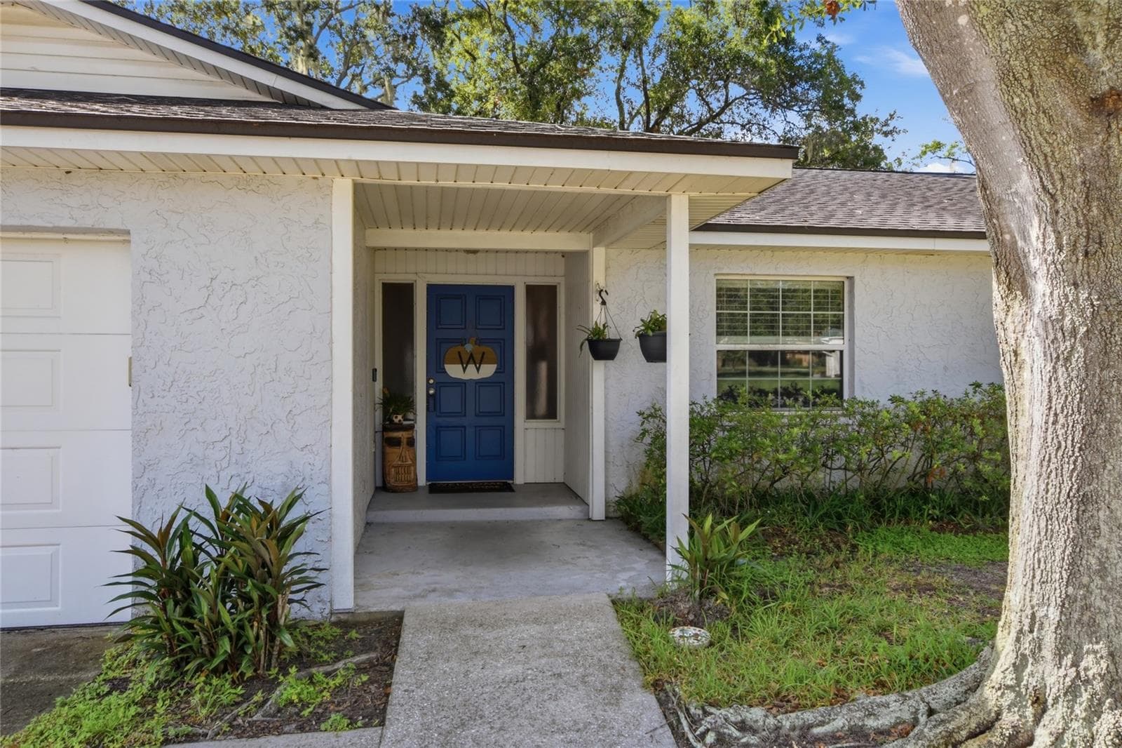 Front Entry - 3028 WOOD SONG CT, MULBERRY