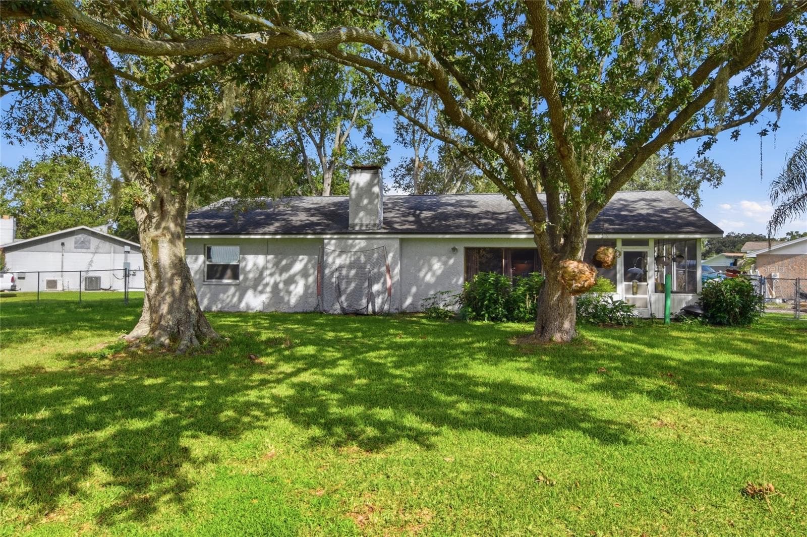 Ex-large Rear Yard - 3028 WOOD SONG CT, MULBERRY
