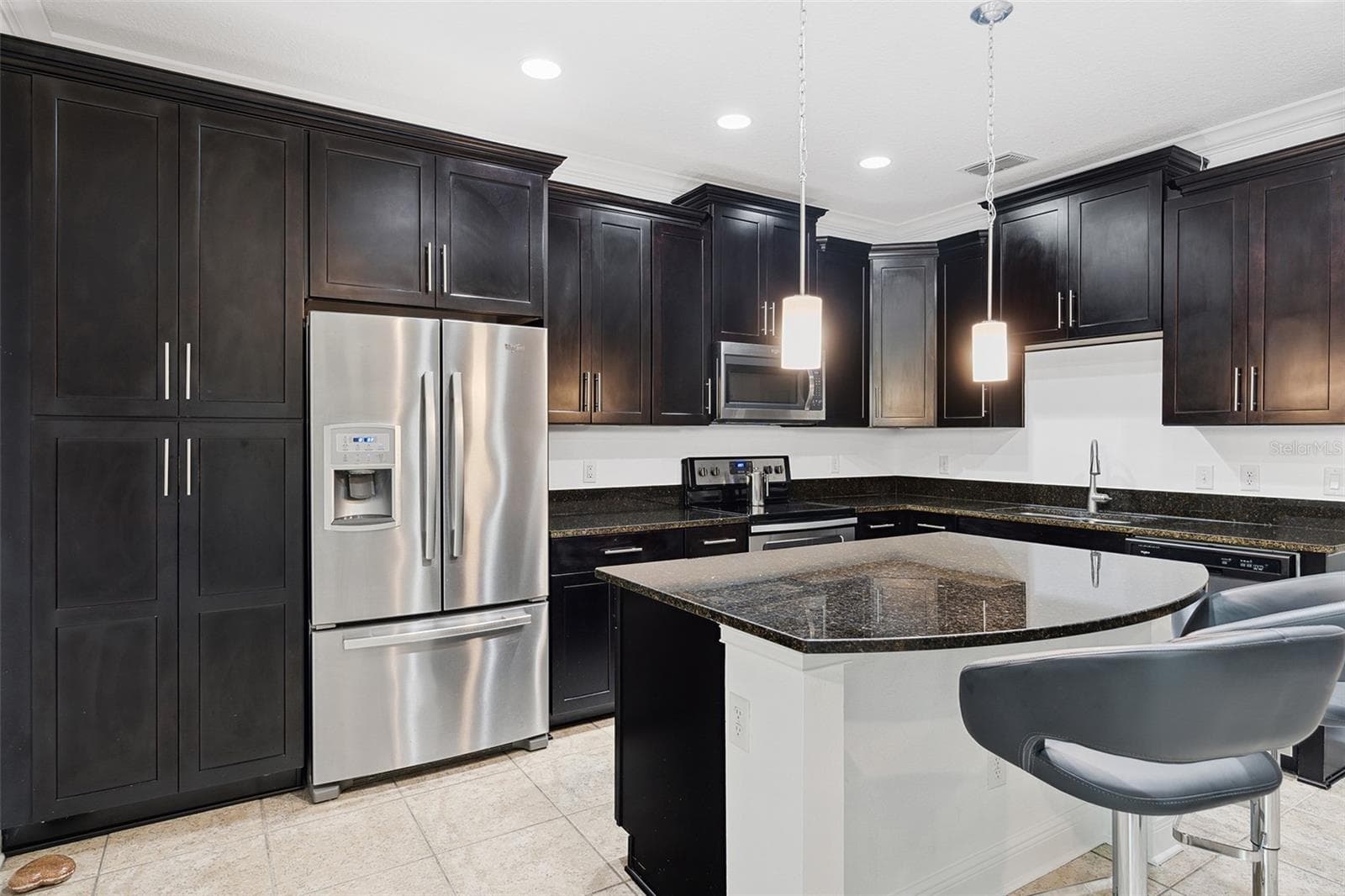 Townhouse at 9956 EAGLE CREEK CENTER BLVD, ORLANDO, photo 4 of 29
