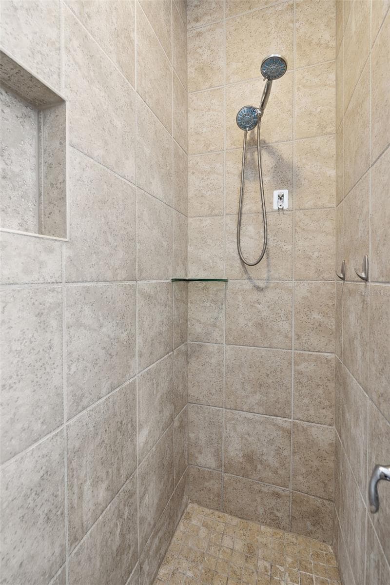 Townhouse at 9956 EAGLE CREEK CENTER BLVD, ORLANDO, photo 16 of 29