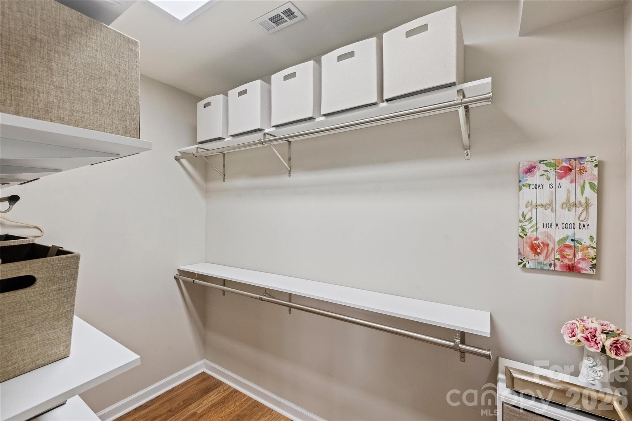 Single Family Residence at 713 Trailhead Lane, Fort Mill, photo 21 of 48