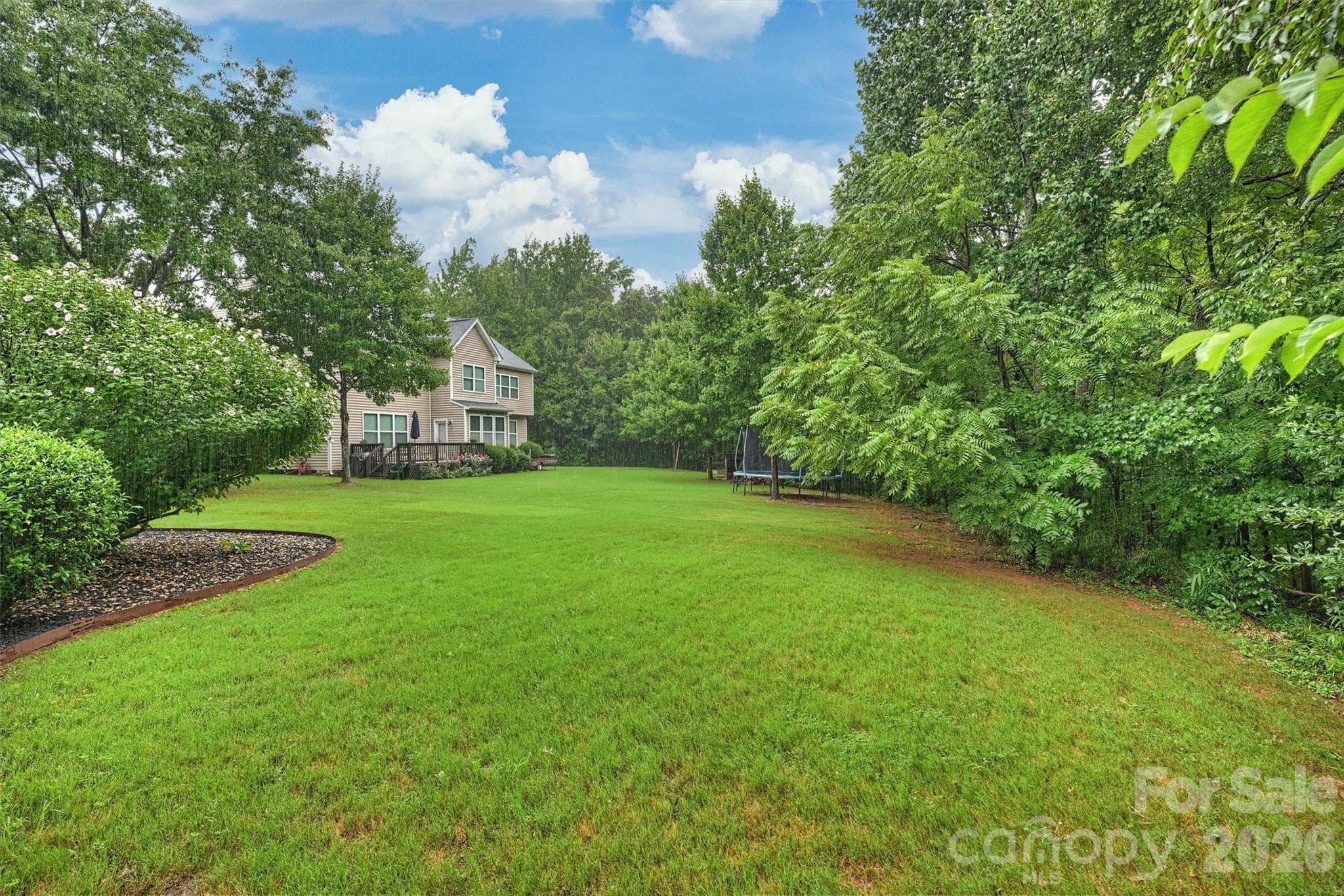 Single Family Residence at 713 Trailhead Lane, Fort Mill, photo 32 of 48