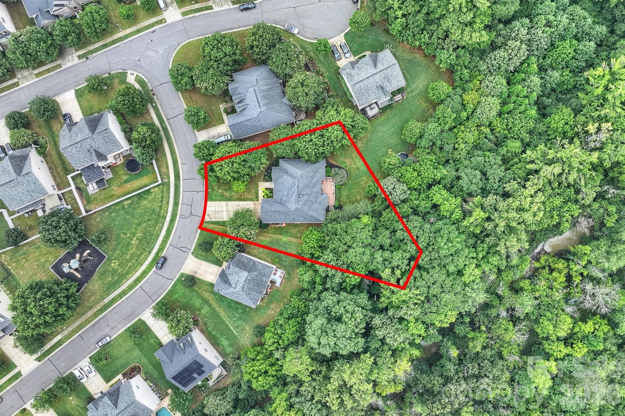 Single Family Residence at 713 Trailhead Lane, Fort Mill, photo 40 of 48