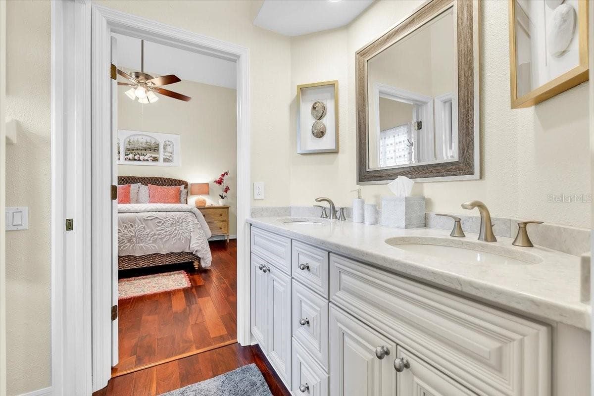 Single Family Residence at 3001 RIVERSHORE LN, PORT CHARLOTTE, photo 37 of 72