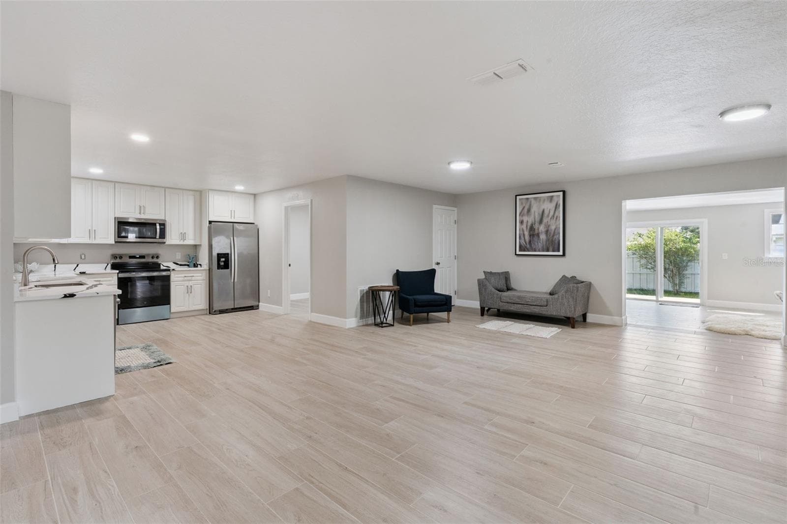 Single Family Residence at 1033 CRYSTAL BOWL CIR, CASSELBERRY, photo 13 of 41