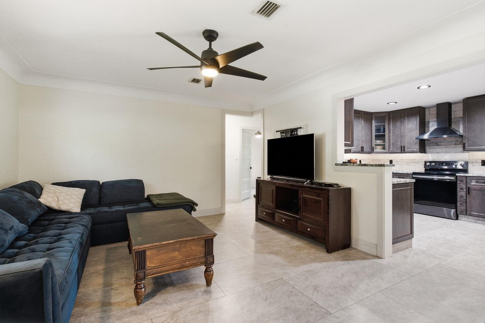 Single Family Residence at 1000 S EVERGREEN AVE, CLEARWATER, photo 11 of 52