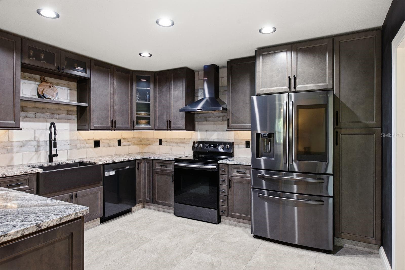 Single Family Residence at 1000 S EVERGREEN AVE, CLEARWATER, photo 14 of 52