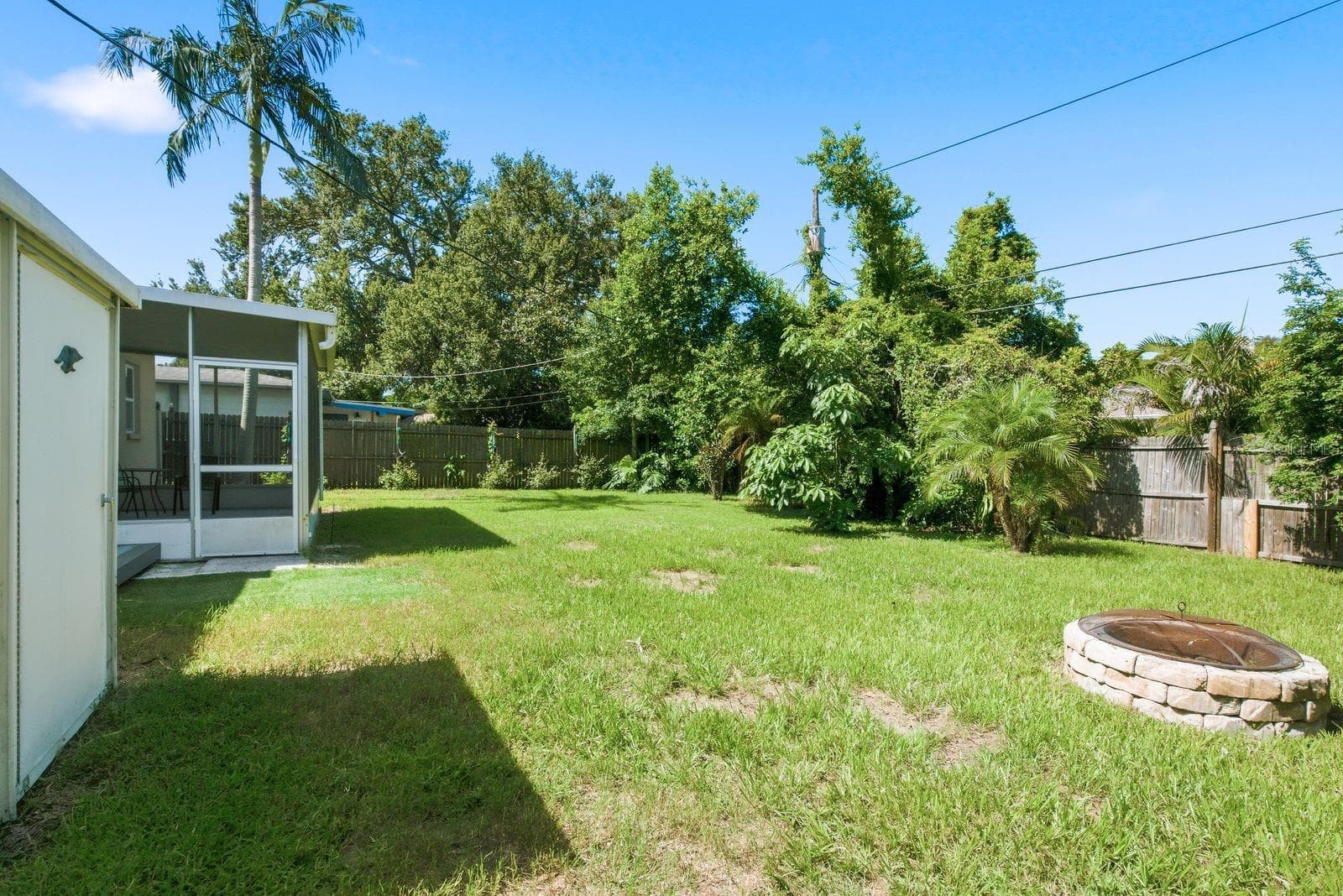 Single Family Residence at 1000 S EVERGREEN AVE, CLEARWATER, photo 27 of 52