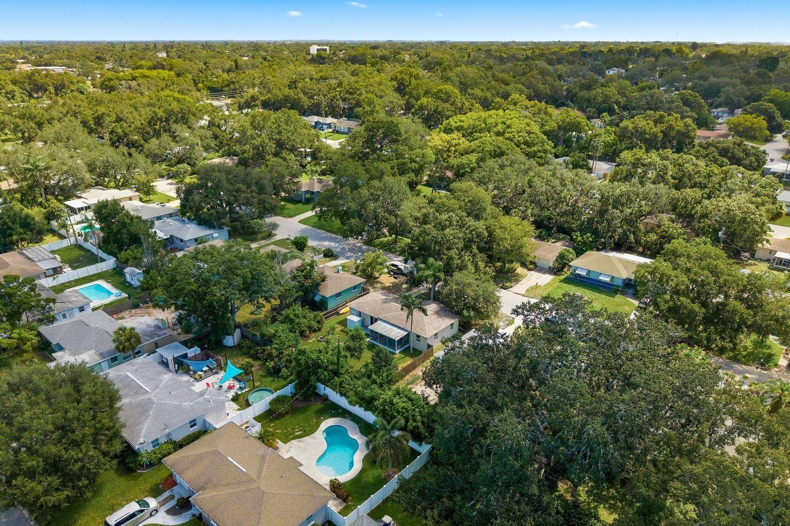 Single Family Residence at 1000 S EVERGREEN AVE, CLEARWATER, photo 44 of 52