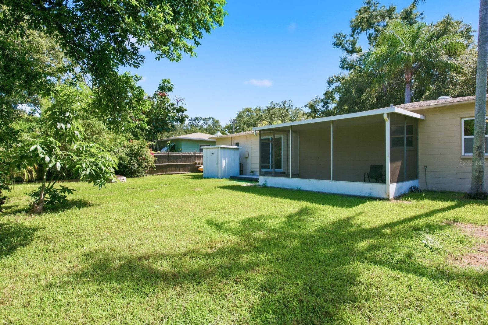 Single Family Residence at 1000 S EVERGREEN AVE, CLEARWATER, photo 48 of 52