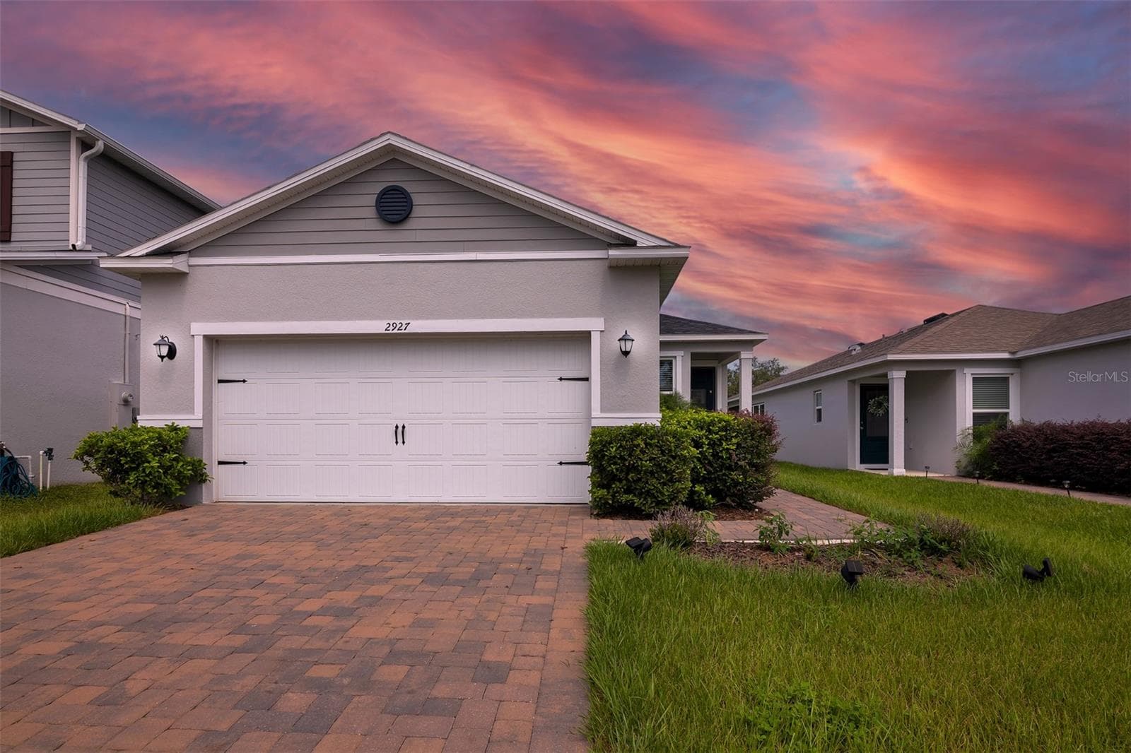 2927 SANCTUARY DR