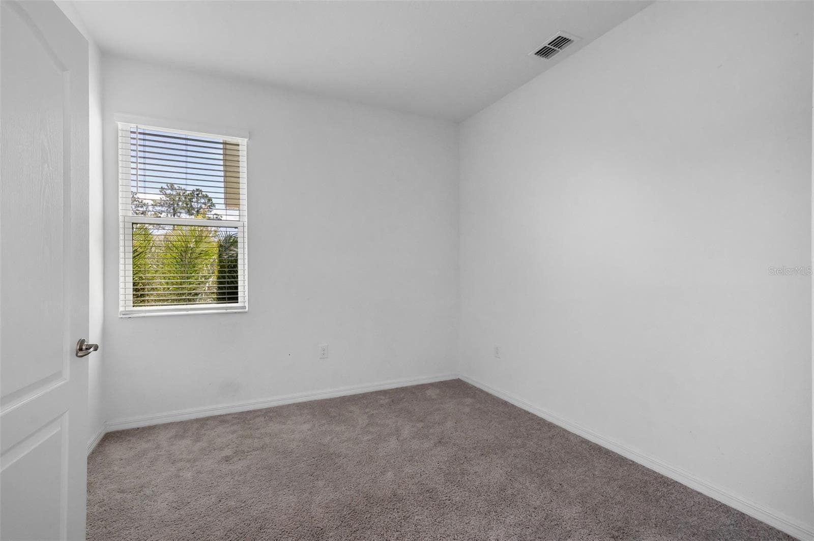 Single Family Residence at 2927 SANCTUARY DR, CLERMONT, photo 9 of 45