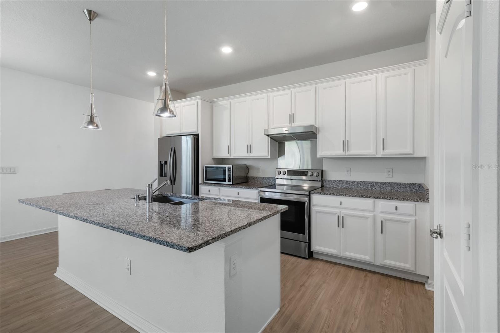 Single Family Residence at 2927 SANCTUARY DR, CLERMONT, photo 10 of 45