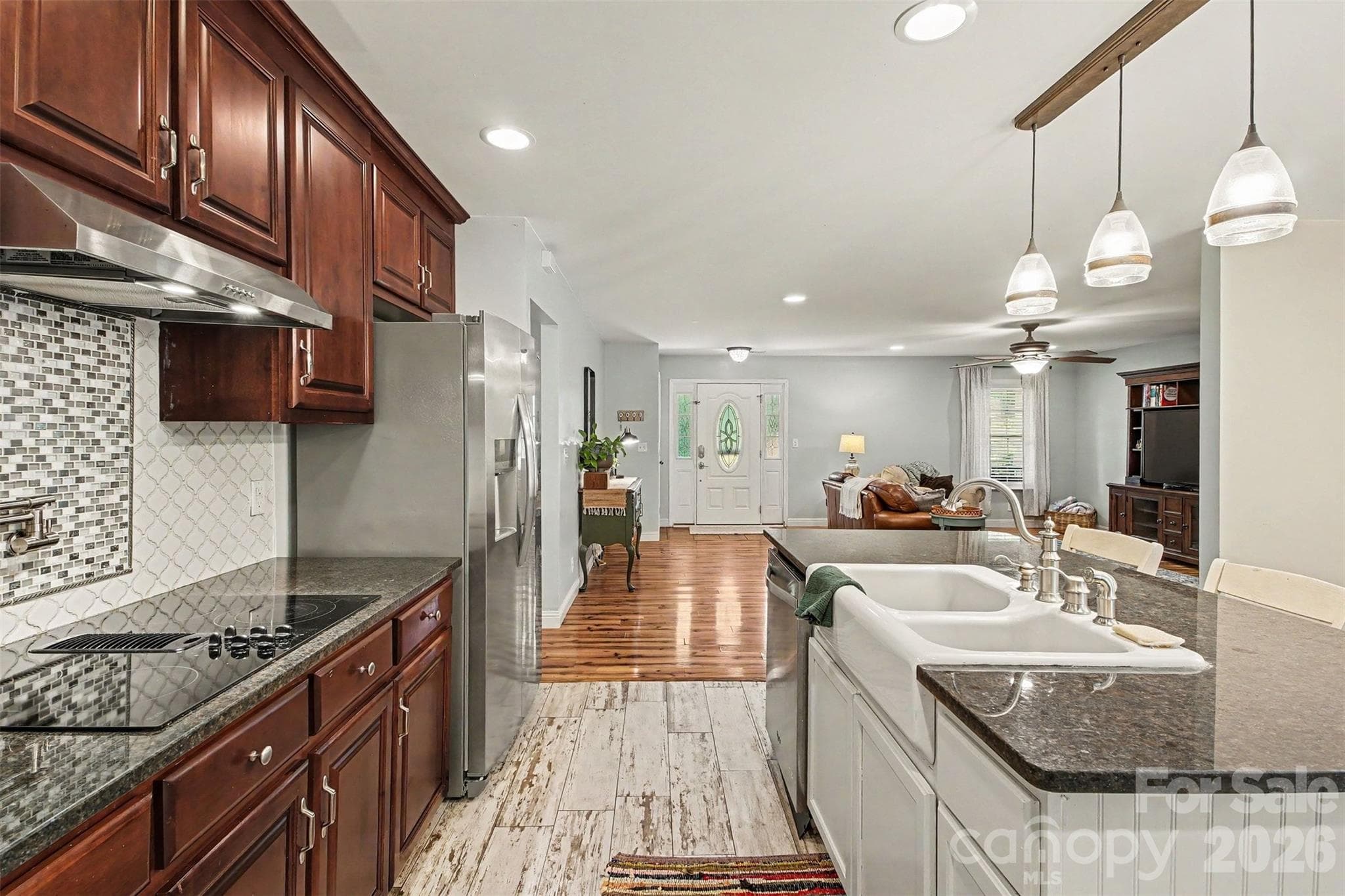 Single Family Residence at 8446 Aqua Lane, Kannapolis, photo 10 of 39