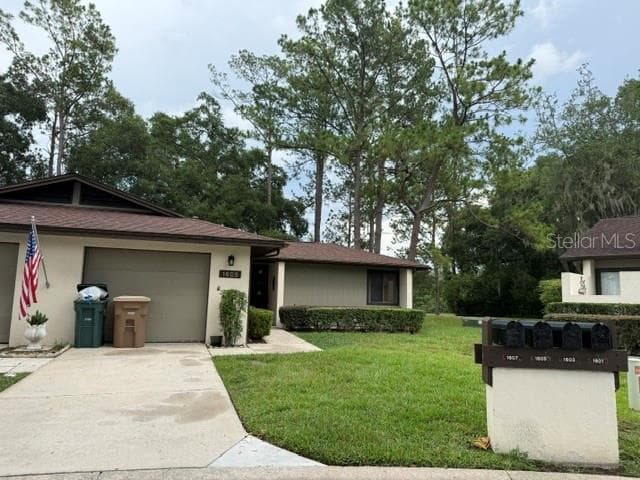 Townhouse at 1605 NE 38TH TER, OCALA, photo 3 of 20