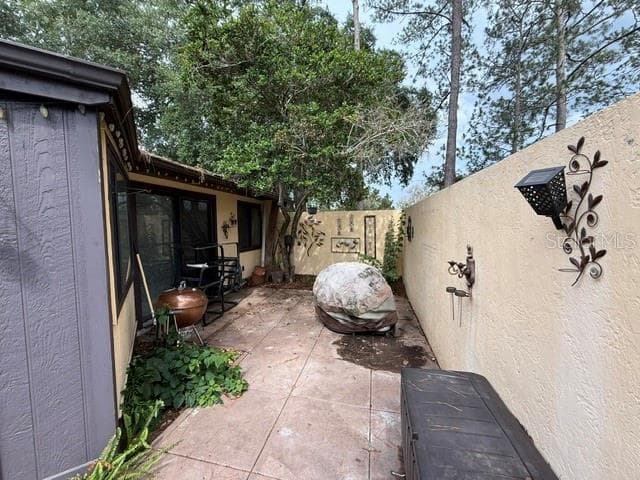 Townhouse at 1605 NE 38TH TER, OCALA, photo 8 of 20