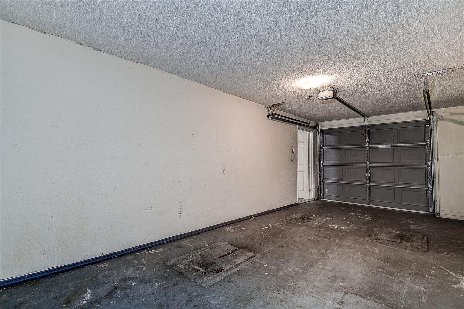 Condominium at 6334 92ND PL N #2401, PINELLAS PARK, photo 34 of 45