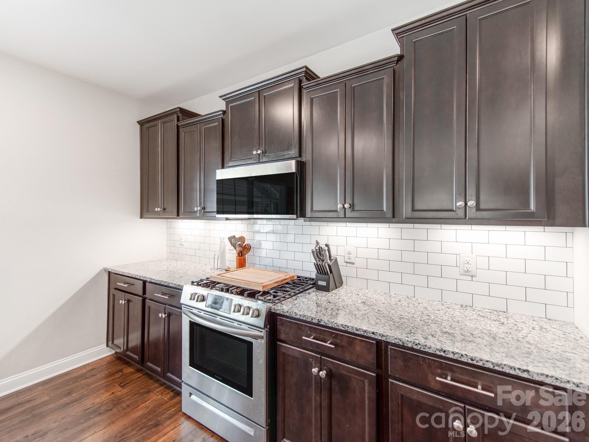 Single Family Residence at 8753 Aspinwall Drive, Charlotte, photo 13 of 35