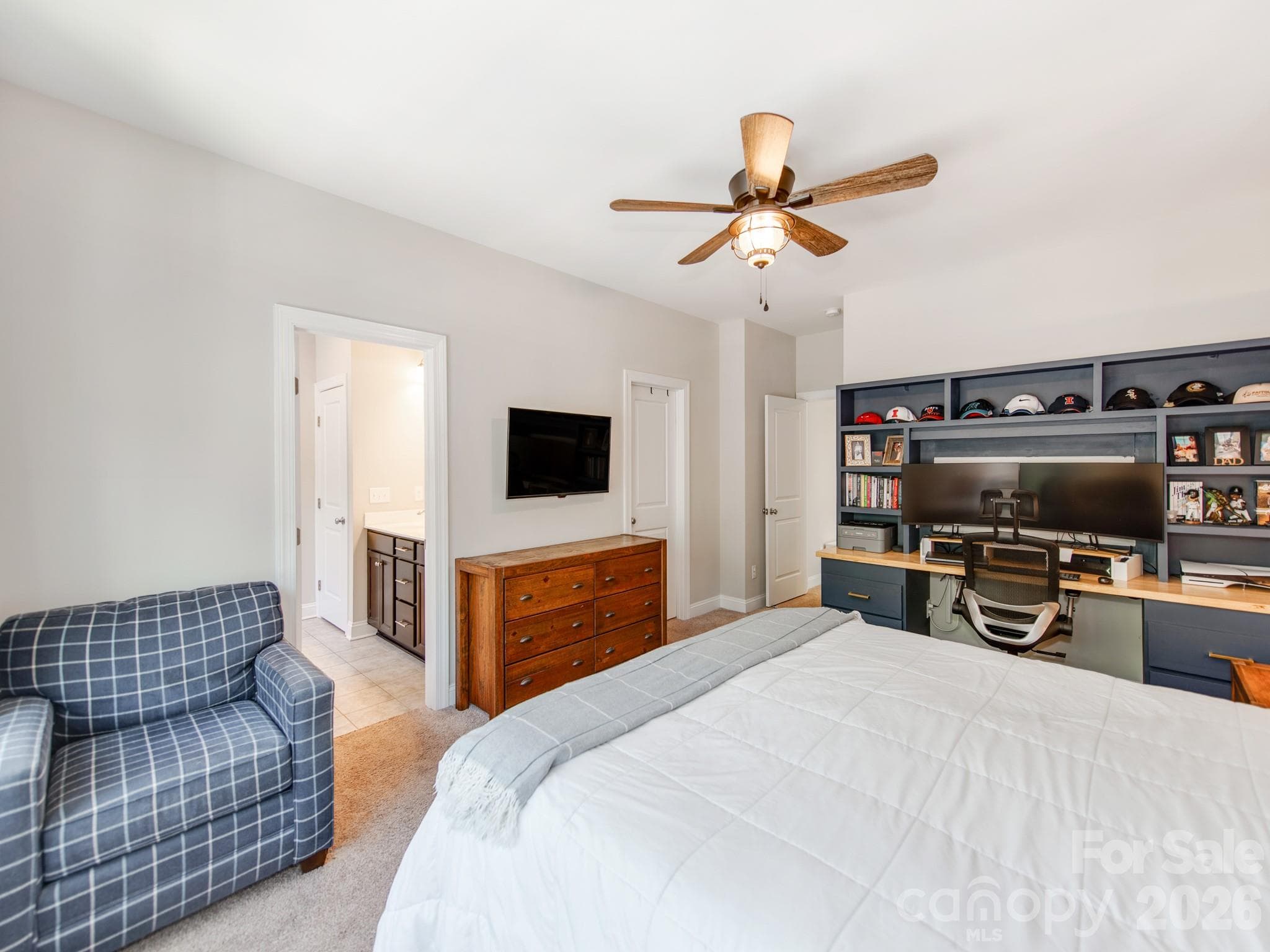 Single Family Residence at 8753 Aspinwall Drive, Charlotte, photo 21 of 35