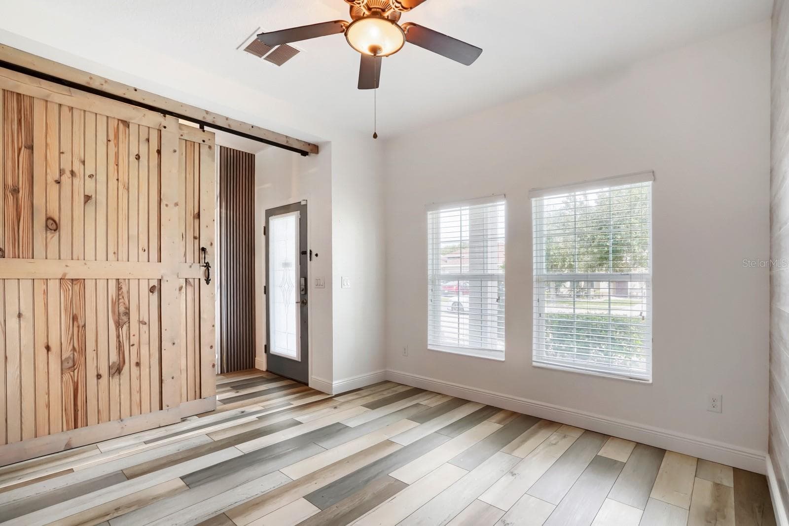 Single Family Residence at 3951 PACENTE LOOP, WESLEY CHAPEL, photo 8 of 31