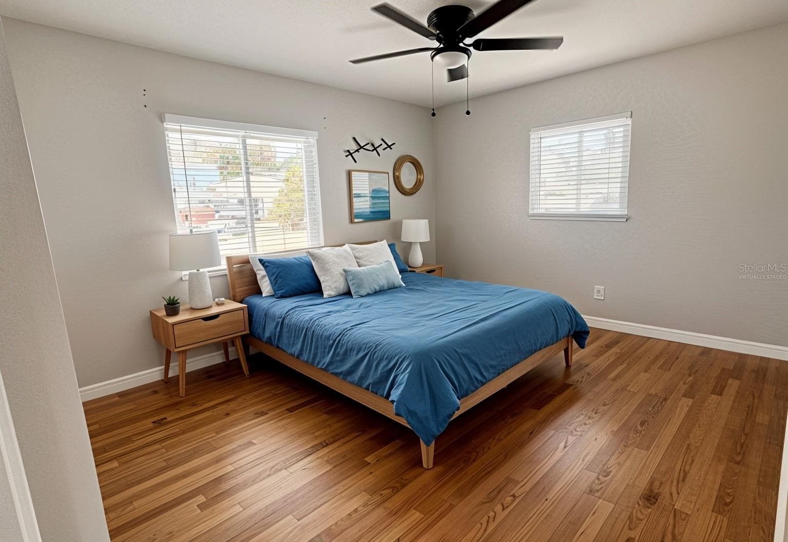 This photos have been virtually staged. - 4320 YARDLEY AVE N, ST PETERSBURG