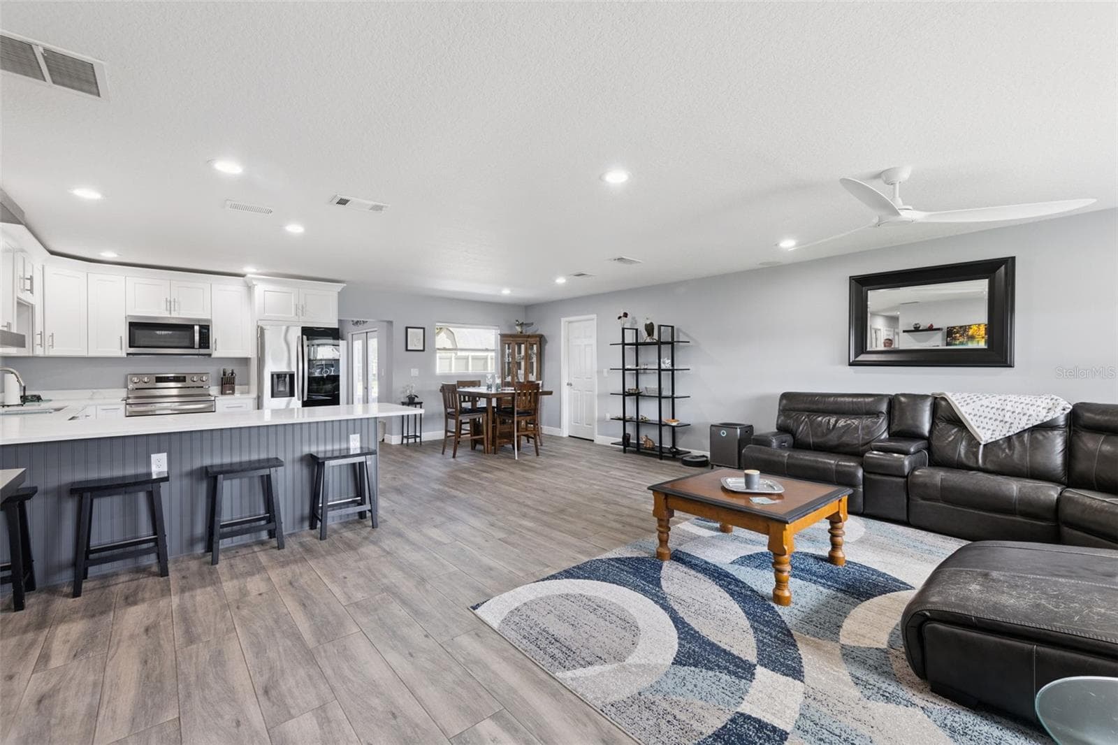 Single Family Residence at 27821 LOIS DR, TAVARES, photo 6 of 51