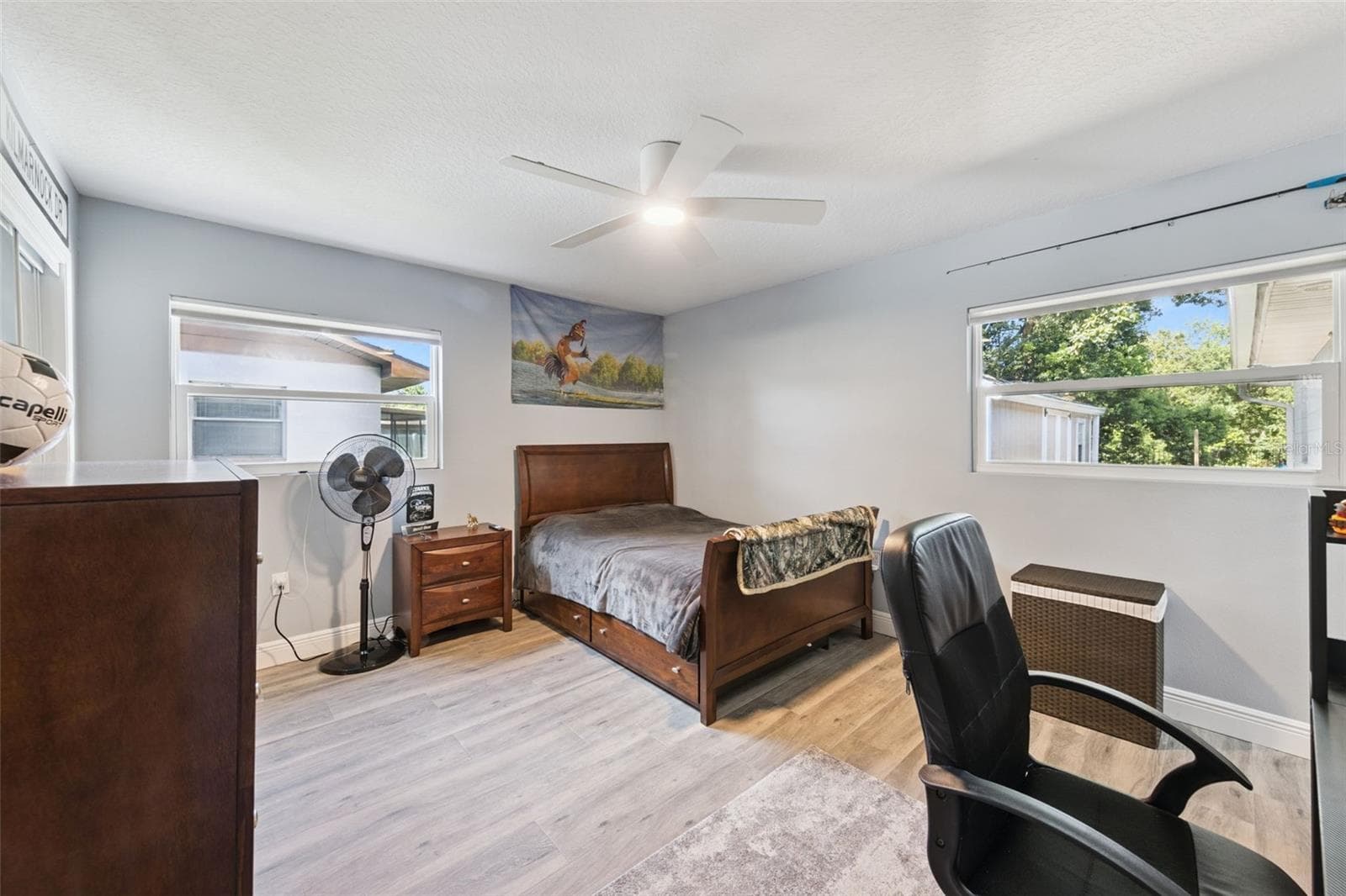 Single Family Residence at 27821 LOIS DR, TAVARES, photo 12 of 51